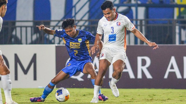 Urutan Asnawi dan Dimas Drajad Ribut di Persib versus Port FC